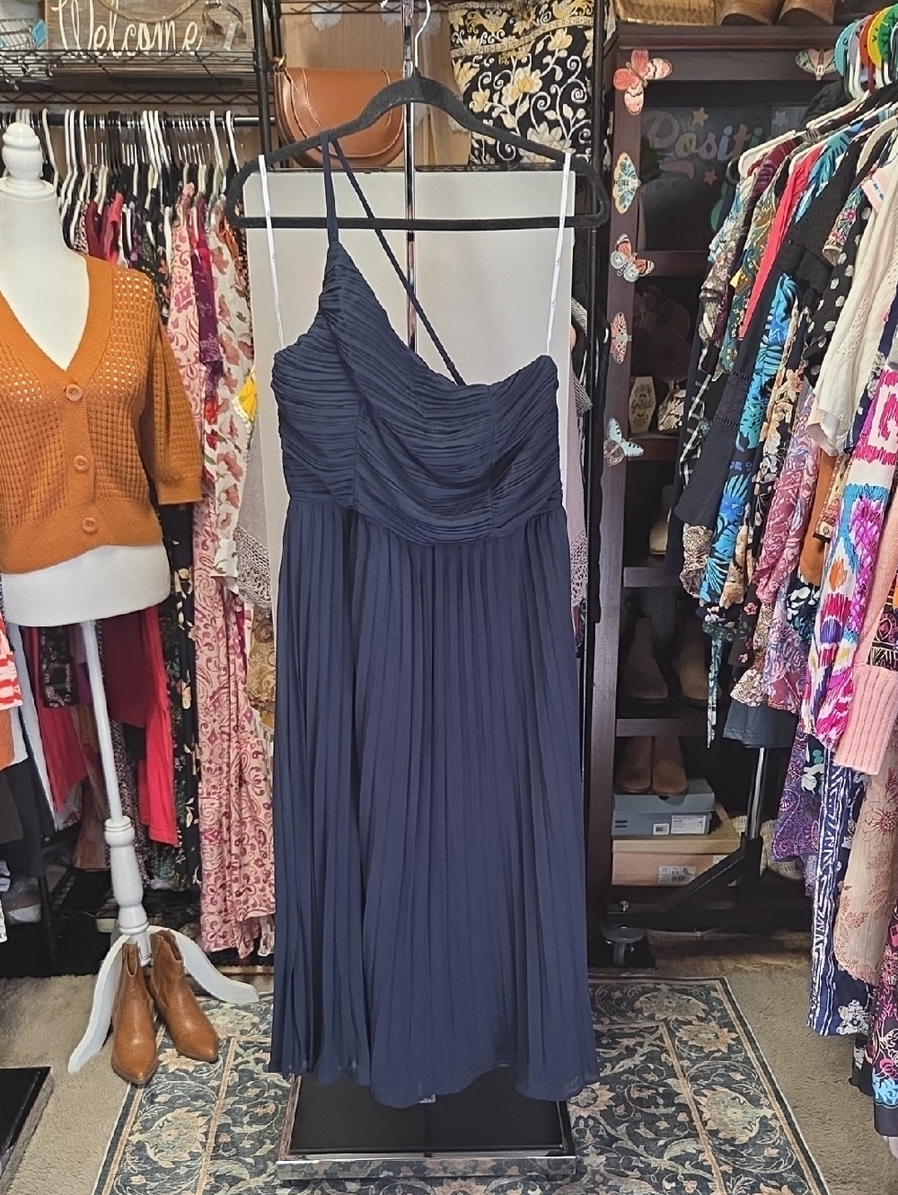 Lulu's Navy One-Shoulder Pleated Midi Dress